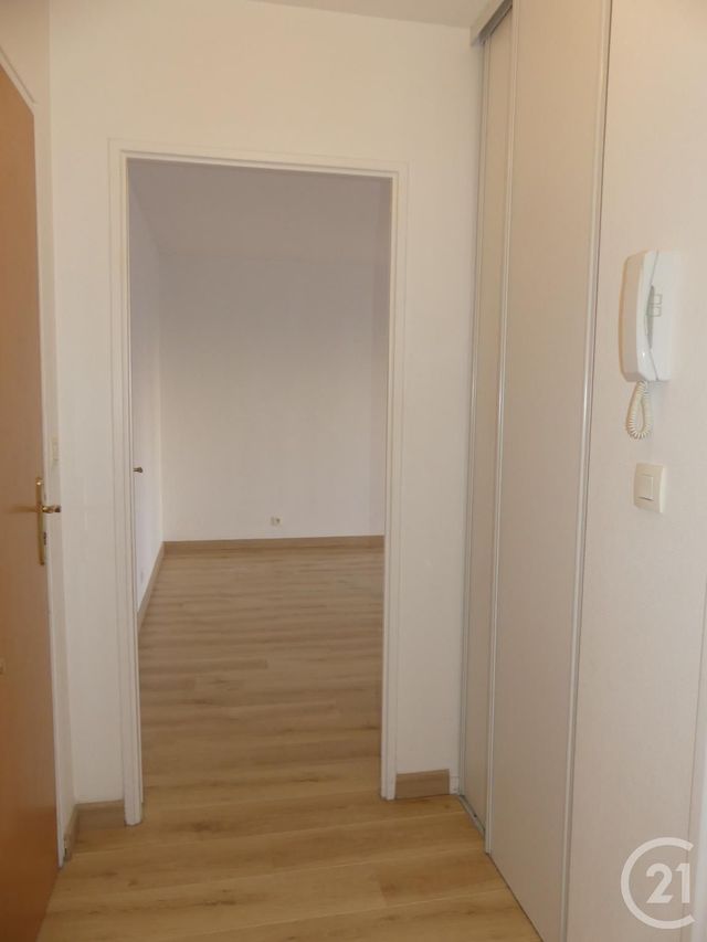 Appartement a louer elancourt - 2 pièce(s) - 37.2 m2 - Surfyn