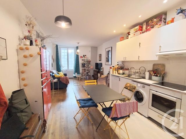 Appartement T3 &agrave; louer - 3 pi&egrave;ces - 51,51 m2 - Montfort L Amaury - 78 - ILE-DE-FRANCE