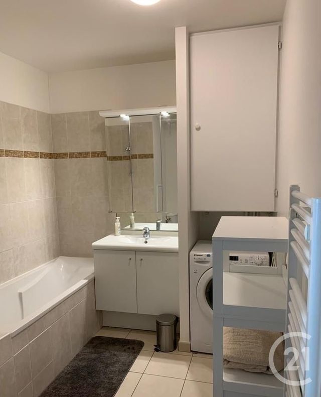 Appartement F1 &agrave; louer - 1 pi&egrave;ce - 33,44 m2 - Fontenay Le Fleury - 78 - ILE-DE-FRANCE