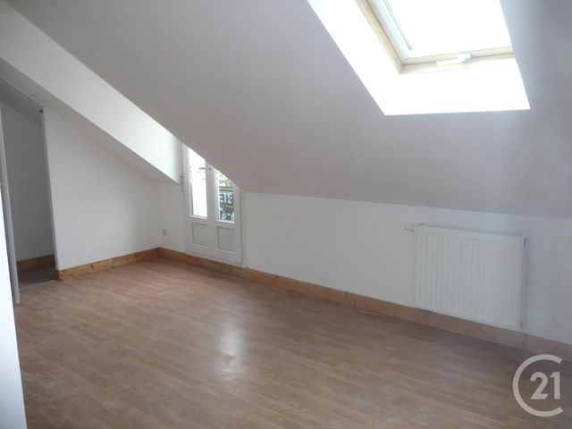 Maison &agrave; louer - 4 pi&egrave;ces - 80,09 m2 - Coignieres - 78 - ILE-DE-FRANCE