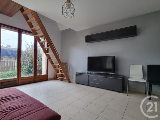 Appartement F1 &agrave; louer - 1 pi&egrave;ce - 27,14 m2 - Maurepas - 78 - ILE-DE-FRANCE