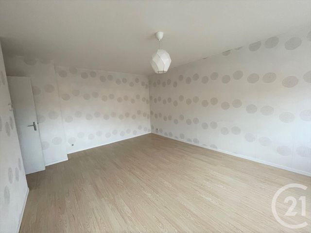 Appartement F3 &agrave; louer - 3 pi&egrave;ces - 61,36 m2 - Elancourt - 78 - ILE-DE-FRANCE