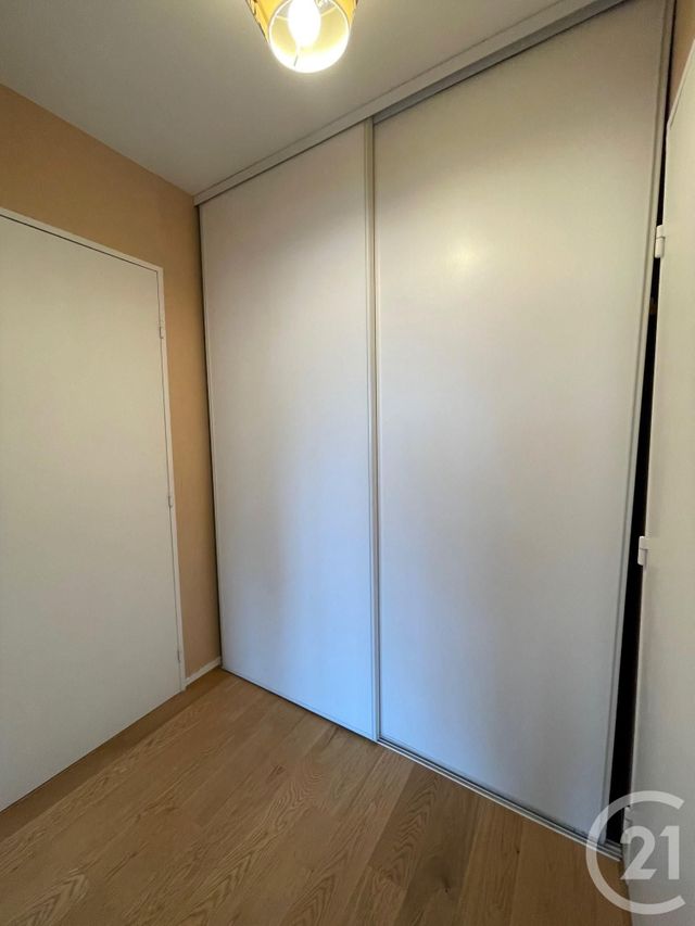 Appartement F3 &agrave; louer - 3 pi&egrave;ces - 61,36 m2 - Elancourt - 78 - ILE-DE-FRANCE
