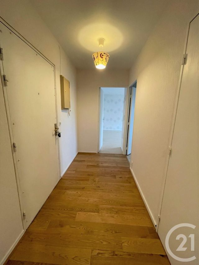 Appartement F3 &agrave; louer - 3 pi&egrave;ces - 61,36 m2 - Elancourt - 78 - ILE-DE-FRANCE