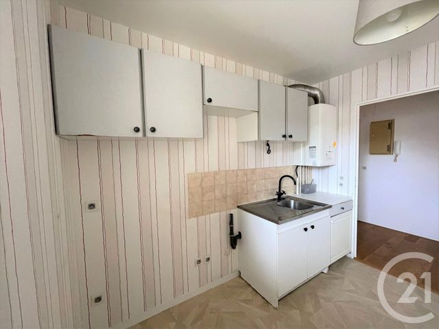 Appartement F3 &agrave; louer - 3 pi&egrave;ces - 61,36 m2 - Elancourt - 78 - ILE-DE-FRANCE