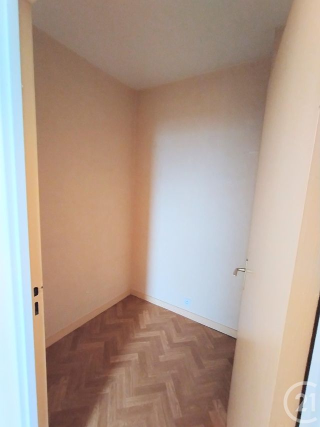 Appartement F1 &agrave; louer - 1 pi&egrave;ce - 34,04 m2 - Maurepas - 78 - ILE-DE-FRANCE