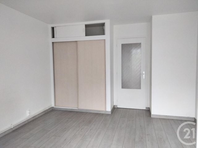 Appartement F1 &agrave; louer - 1 pi&egrave;ce - 31,76 m2 - Maurepas - 78 - ILE-DE-FRANCE