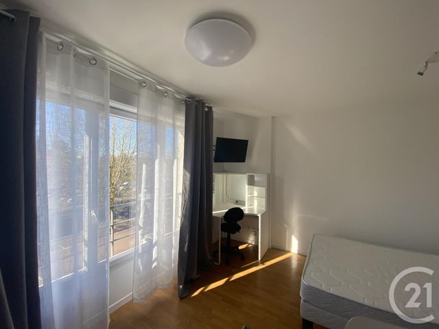 Appartement Studio &agrave; louer - 1 pi&egrave;ce - 28,34 m2 - Elancourt - 78 - ILE-DE-FRANCE