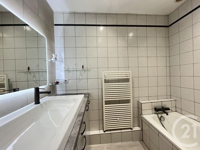 Maison &agrave; vendre - 7 pi&egrave;ces - 142,90 m2 - Coignieres - 78 - ILE-DE-FRANCE