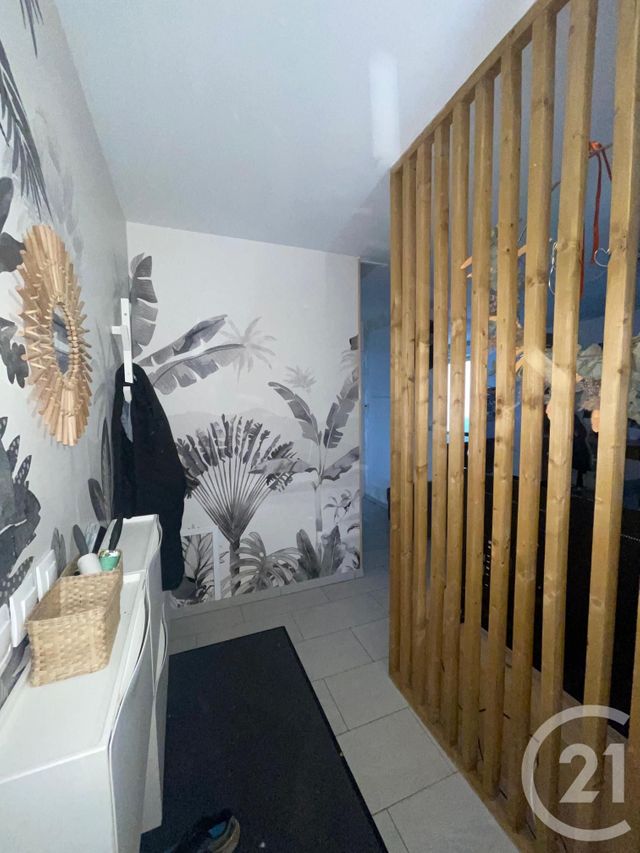 Appartement &agrave; louer - 3 pi&egrave;ces - 71,58 m2 - La Verriere - 78 - ILE-DE-FRANCE