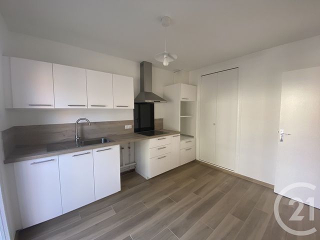 Maison &agrave; louer - 4 pi&egrave;ces - 93,52 m2 - Elancourt - 78 - ILE-DE-FRANCE