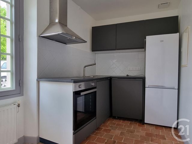 Maison &agrave; louer - 3 pi&egrave;ces - 76,58 m2 - Jouars Pontchartrain - 78 - ILE-DE-FRANCE