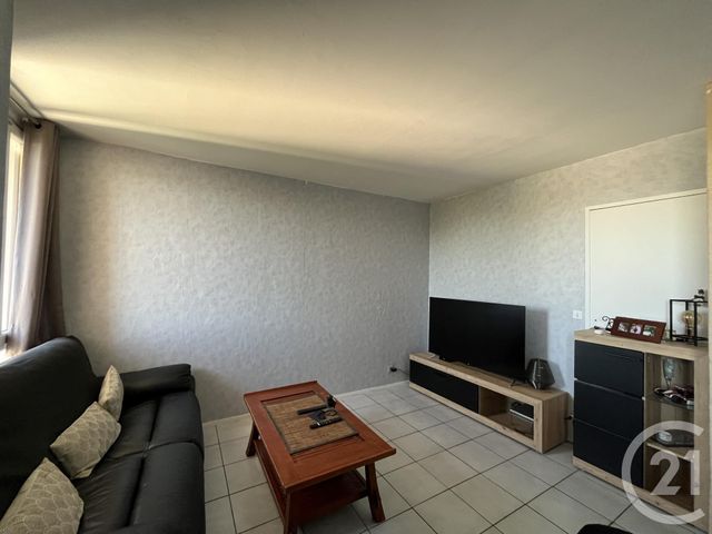 Appartement F5 &agrave; vendre - 5 pi&egrave;ces - 100,79 m2 - Elancourt - 78 - ILE-DE-FRANCE