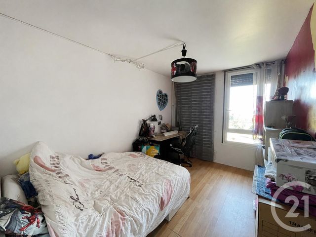 Appartement F5 &agrave; vendre - 5 pi&egrave;ces - 100,79 m2 - Elancourt - 78 - ILE-DE-FRANCE