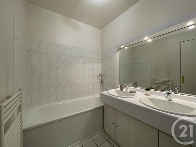 Appartement F4 &agrave; vendre - 4 pi&egrave;ces - 77,24 m2 - Maurepas - 78 - ILE-DE-FRANCE