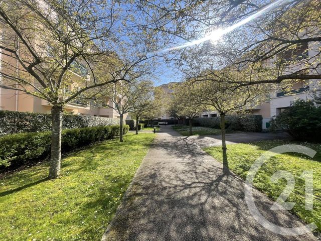 Appartement F2 &agrave; vendre - 2 pi&egrave;ces - 48,28 m2 - Elancourt - 78 - ILE-DE-FRANCE