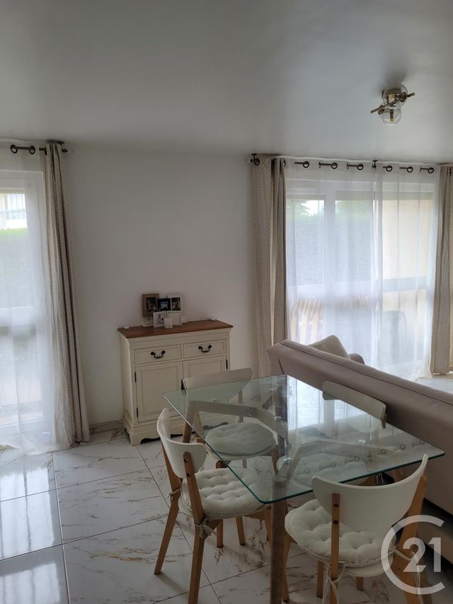 Appartement F2 &agrave; louer - 2 pi&egrave;ces - 51,42 m2 - Maurepas - 78 - ILE-DE-FRANCE