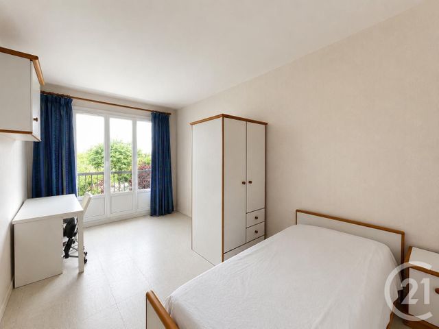 Appartement F3 &agrave; vendre - 3 pi&egrave;ces - 64,79 m2 - Maurepas - 78 - ILE-DE-FRANCE
