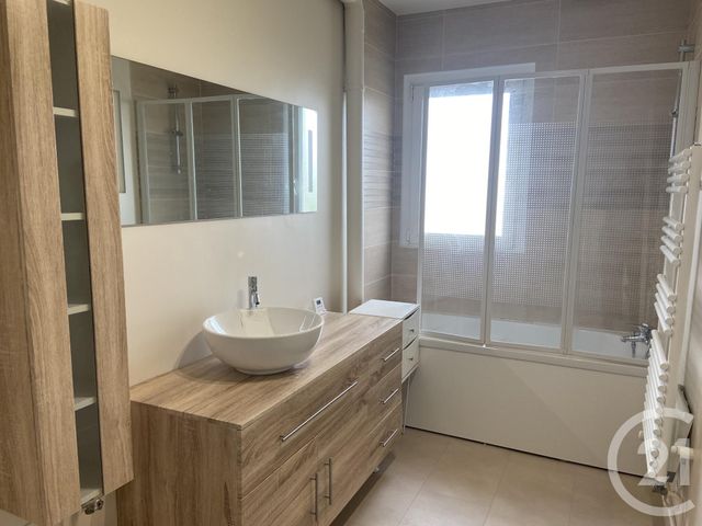 Appartement F3 &agrave; louer - 3 pi&egrave;ces - 71,04 m2 - Maurepas - 78 - ILE-DE-FRANCE