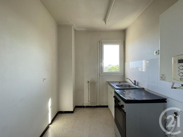 Appartement F1 &agrave; vendre - 1 pi&egrave;ce - 34,29 m2 - Maurepas - 78 - ILE-DE-FRANCE