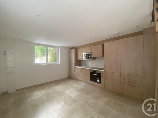 Maison &agrave; louer - 3 pi&egrave;ces - 53,12 m2 - Neauphle Le Chateau - 78 - ILE-DE-FRANCE