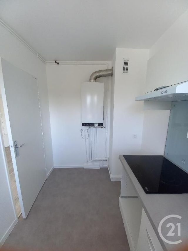 Appartement F1 &agrave; louer - 1 pi&egrave;ce - 32,79 m2 - Elancourt - 78 - ILE-DE-FRANCE