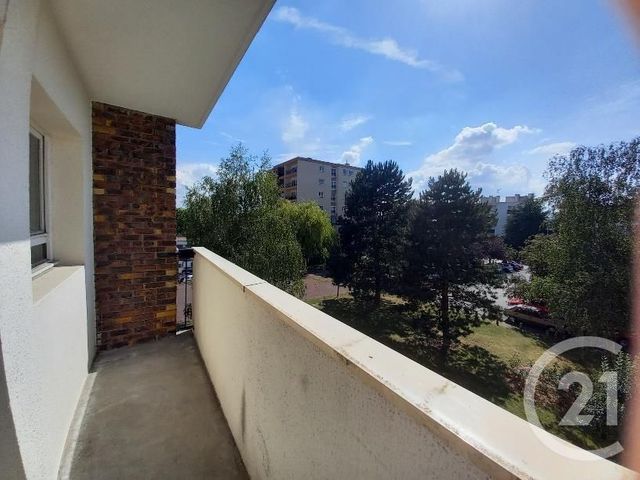 Appartement F1 &agrave; louer - 1 pi&egrave;ce - 32,79 m2 - Elancourt - 78 - ILE-DE-FRANCE