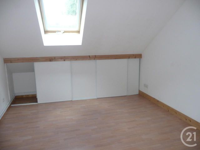Maison &agrave; louer - 4 pi&egrave;ces - 85 m2 - Coignieres - 78 - ILE-DE-FRANCE