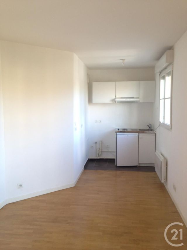 Appartement F1 à louer LES CLAYES SOUS BOIS