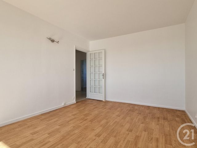 Appartement F3 &agrave; louer - 3 pi&egrave;ces - 67,18 m2 - Les Clayes Sous Bois - 78 - ILE-DE-FRANCE