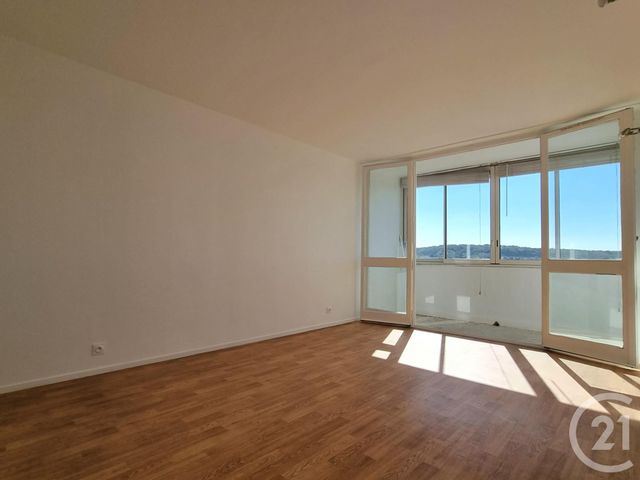 Appartement F3 &agrave; louer - 3 pi&egrave;ces - 67,18 m2 - Les Clayes Sous Bois - 78 - ILE-DE-FRANCE