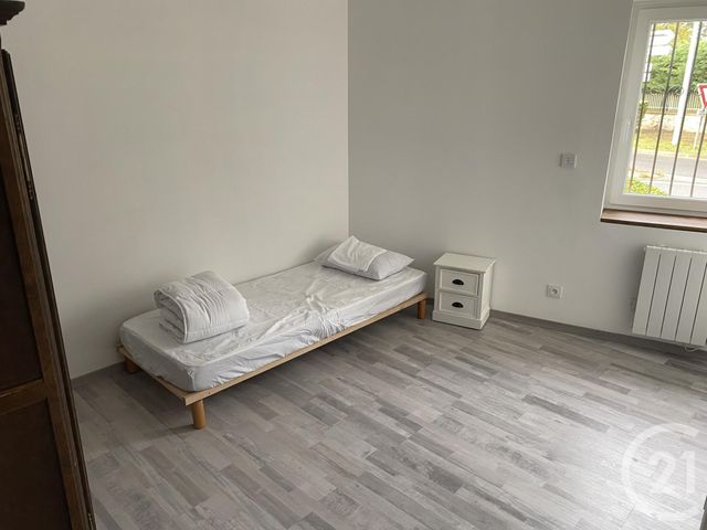 Appartement &agrave; louer - 3 pi&egrave;ces - 82,12 m2 - Jouars Pontchartrain - 78 - ILE-DE-FRANCE