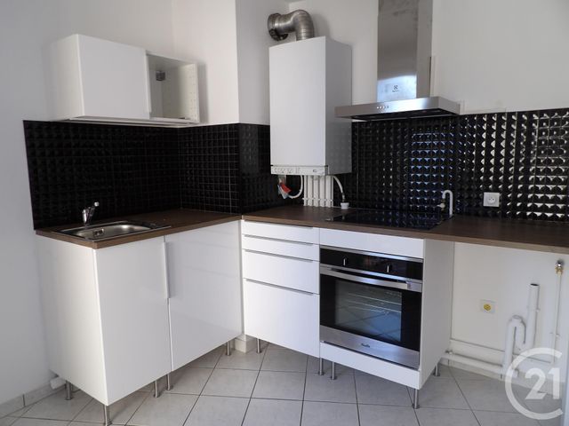Appartement F2 &agrave; louer - 2 pi&egrave;ces - 40,04 m2 - Elancourt - 78 - ILE-DE-FRANCE