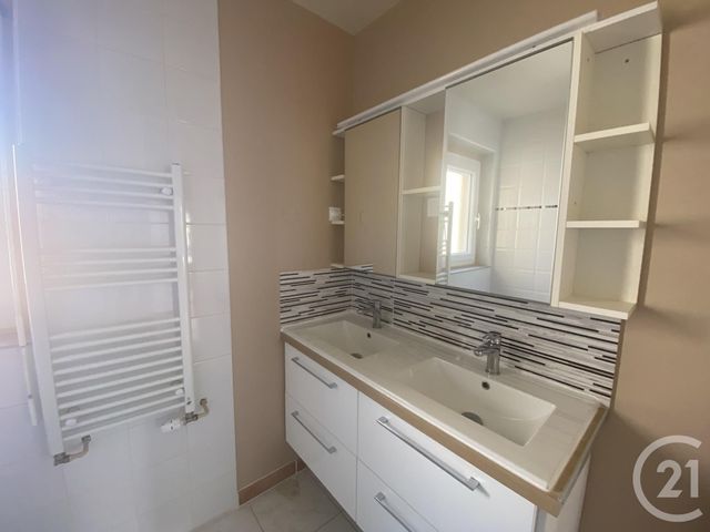 Appartement F3 &agrave; louer - 3 pi&egrave;ces - 65,50 m2 - Maurepas - 78 - ILE-DE-FRANCE