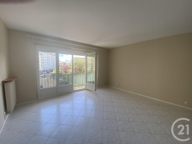Appartement F3 &agrave; louer - 3 pi&egrave;ces - 65,50 m2 - Maurepas - 78 - ILE-DE-FRANCE
