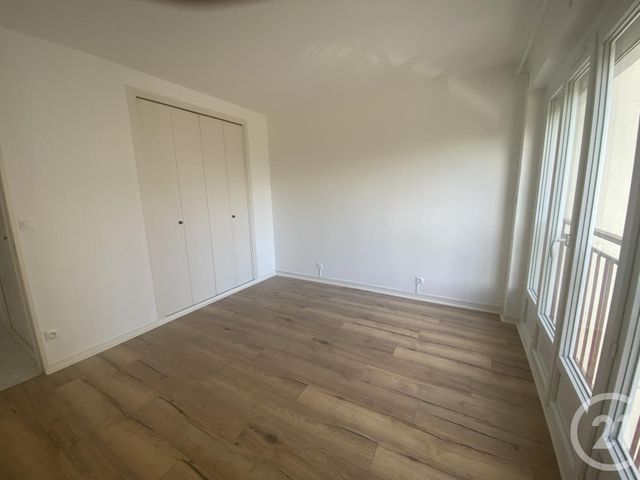 Appartement F3 &agrave; louer - 3 pi&egrave;ces - 65,50 m2 - Maurepas - 78 - ILE-DE-FRANCE