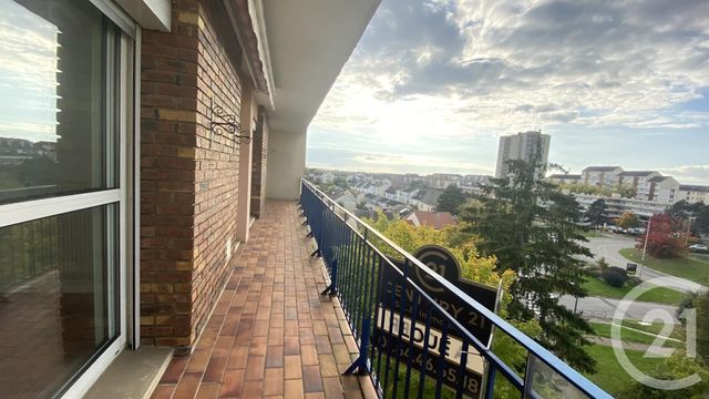 Appartement F3 &agrave; louer - 3 pi&egrave;ces - 61,22 m2 - Maurepas - 78 - ILE-DE-FRANCE