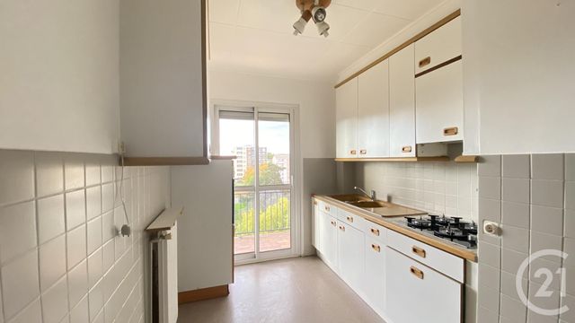 Appartement F3 &agrave; louer - 3 pi&egrave;ces - 61,22 m2 - Maurepas - 78 - ILE-DE-FRANCE