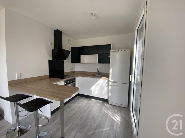 Appartement &agrave; louer - 2 pi&egrave;ces - 45,50 m2 - Maurepas - 78 - ILE-DE-FRANCE