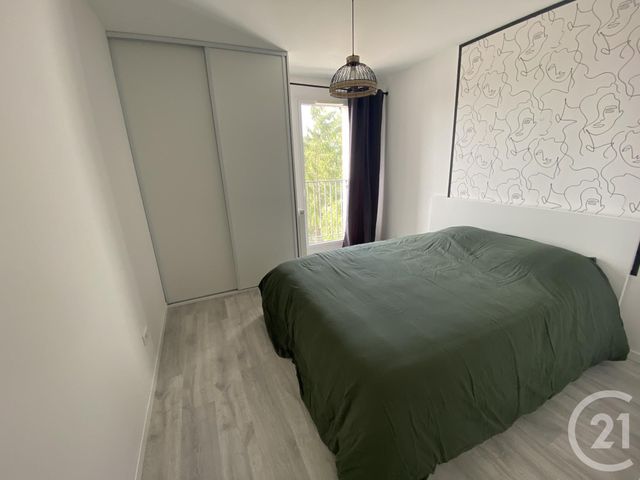 Appartement &agrave; louer - 2 pi&egrave;ces - 45,50 m2 - Maurepas - 78 - ILE-DE-FRANCE