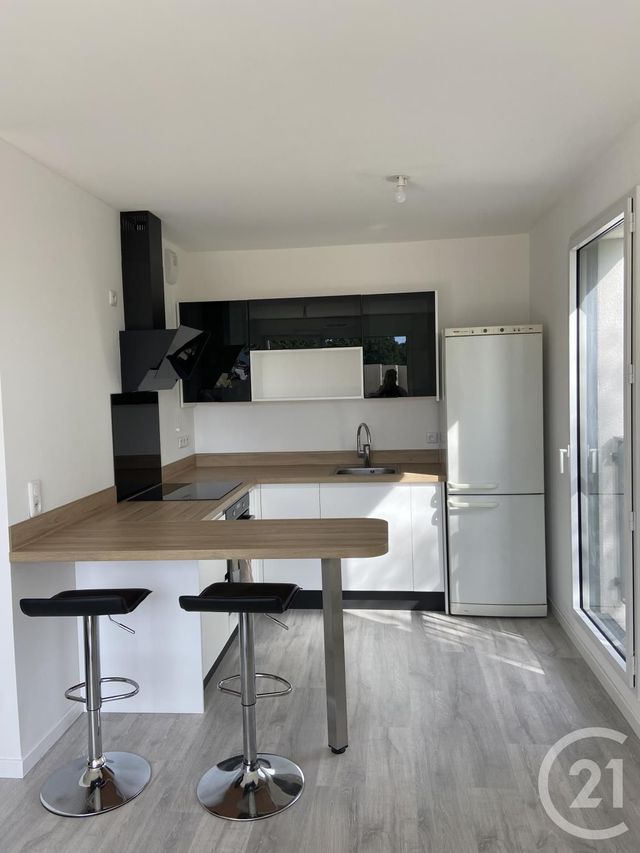 Appartement &agrave; louer - 2 pi&egrave;ces - 45,50 m2 - Maurepas - 78 - ILE-DE-FRANCE