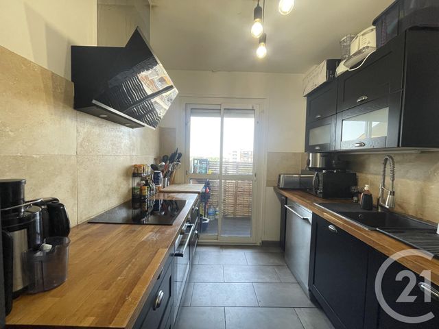 Appartement F3 &agrave; vendre - 3 pi&egrave;ces - 61,89 m2 - Maurepas - 78 - ILE-DE-FRANCE