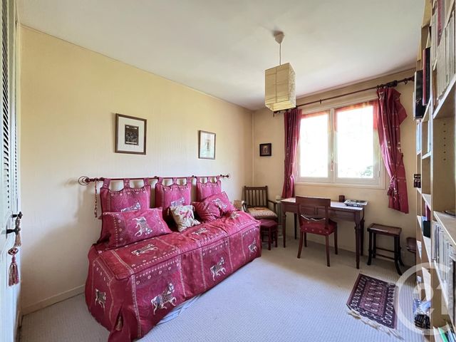 Maison &agrave; vendre - 5 pi&egrave;ces - 117 m2 - Le Mesnil St Denis - 78 - ILE-DE-FRANCE