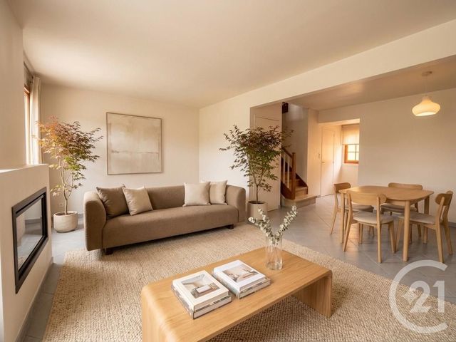 Maison &agrave; vendre - 5 pi&egrave;ces - 117 m2 - Le Mesnil St Denis - 78 - ILE-DE-FRANCE