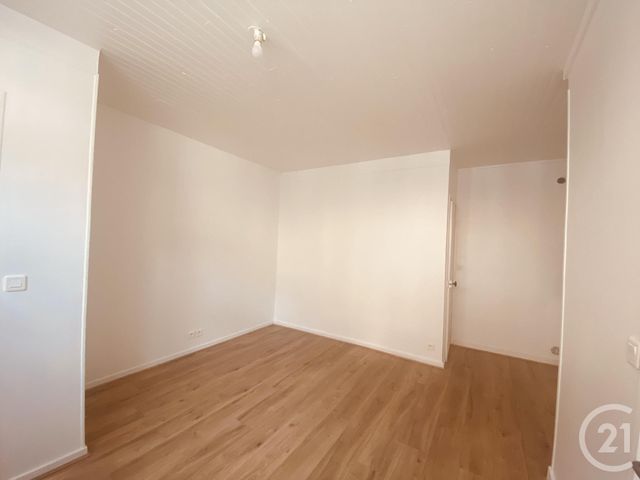 Appartement Studio &agrave; louer - 1 pi&egrave;ce - 19,87 m2 - Neauphle Le Chateau - 78 - ILE-DE-FRANCE