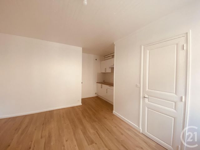 Appartement Studio &agrave; louer - 1 pi&egrave;ce - 19,87 m2 - Neauphle Le Chateau - 78 - ILE-DE-FRANCE