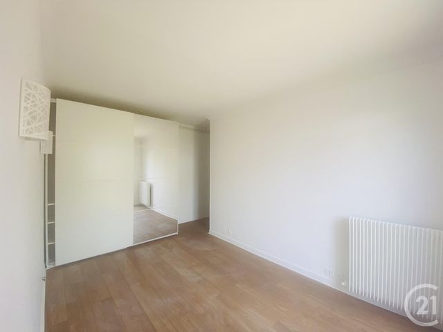 Maison &agrave; louer - 5 pi&egrave;ces - 118,09 m2 - Maurepas - 78 - ILE-DE-FRANCE