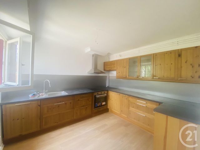 Maison &agrave; louer - 5 pi&egrave;ces - 118,09 m2 - Maurepas - 78 - ILE-DE-FRANCE