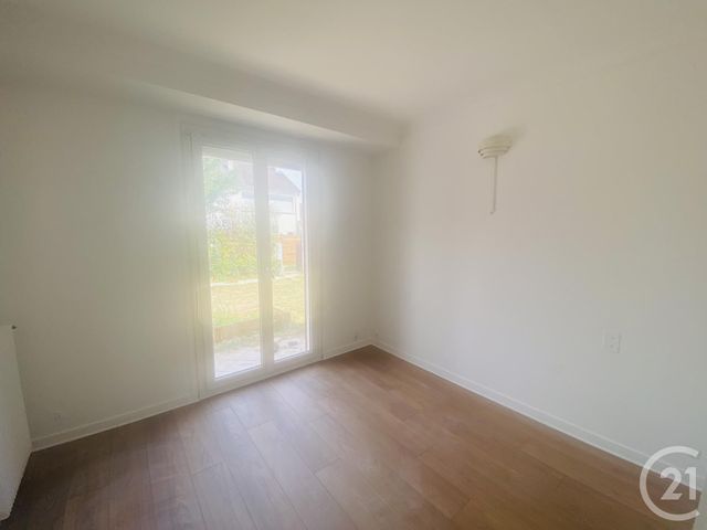 Maison &agrave; louer - 5 pi&egrave;ces - 118,09 m2 - Maurepas - 78 - ILE-DE-FRANCE