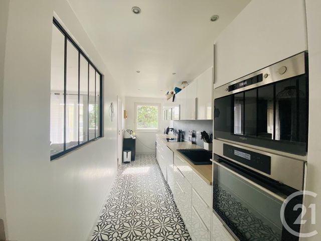 Appartement F3 &agrave; louer - 3 pi&egrave;ces - 80 m2 - Elancourt - 78 - ILE-DE-FRANCE